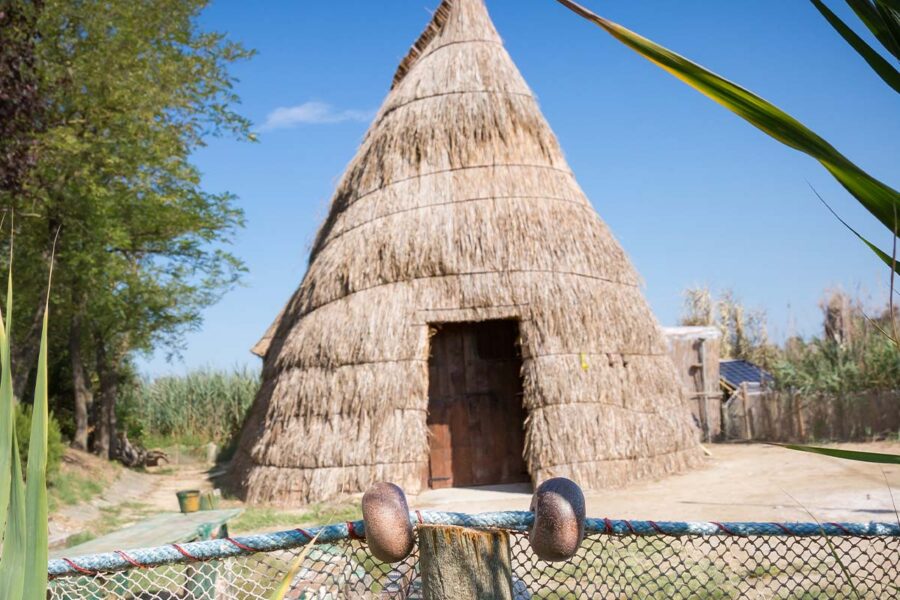 Passeggiata ai Casoni di Caorle - Vacanza a Caorle Aura Maris Hotel & Spa 5 stelle